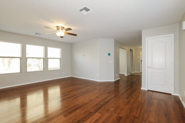 17058 N 184th Ln Surprise, AZ 85374 photo 5