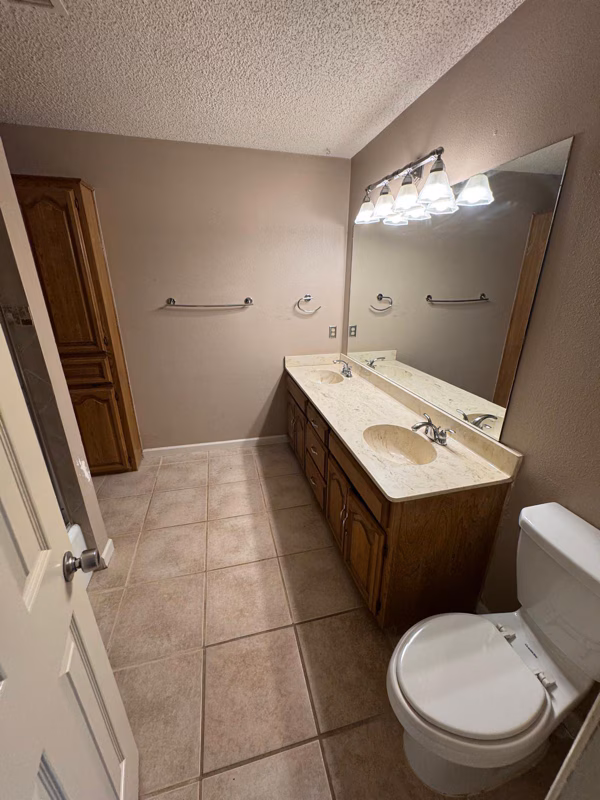 3622 Green Hollow Drive, Grand Prairie, TX 75052 photo 2