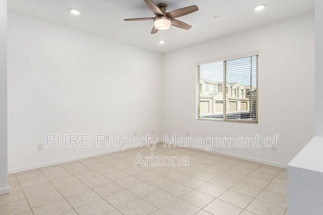 4548 S Renaissance Dr Gilbert, AZ 85297 photo 4