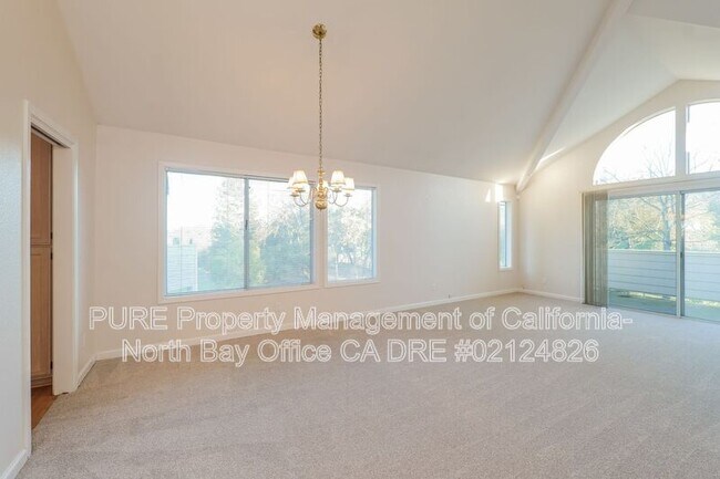 2114 Stonefield Ln, Santa Rosa (Single Family) photo 5