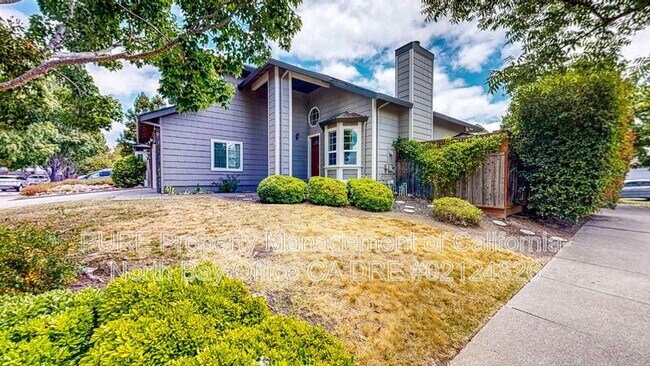 2030 Seville St Santa Rosa, CA 95403 photo 3