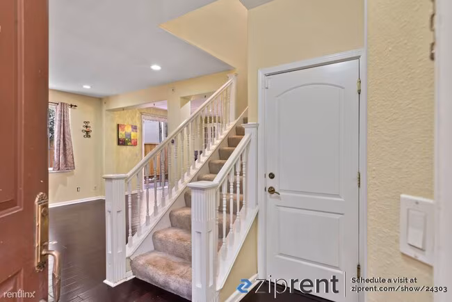 2168 Esperanca Avenue, Santa Clara, CA 95054 photo 4