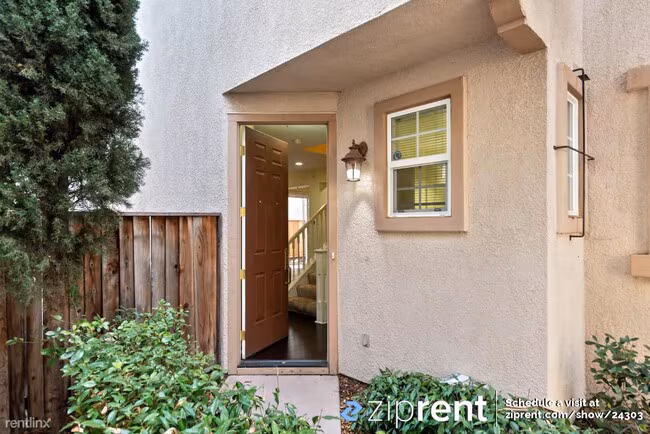 2168 Esperanca Avenue, Santa Clara, CA 95054 photo 3