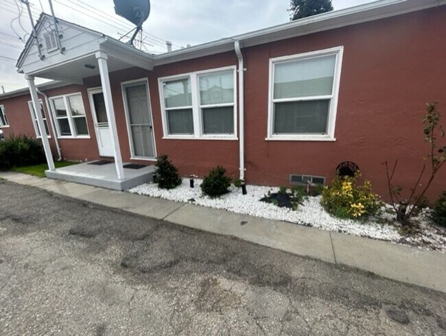 720 Medford Avenue, Hayward, CA 94541 photo 2