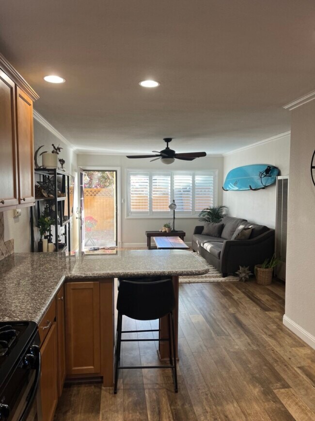 4013 Illinois St San Diego, CA 92104 photo 4