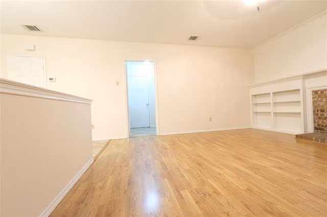 4348 Kenwood Dr Grapevine, TX 76051 photo 3