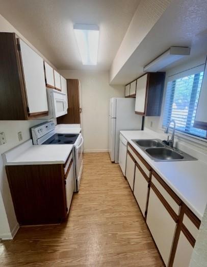 728 W San Antonio St Lockhart, TX 78644 photo 5