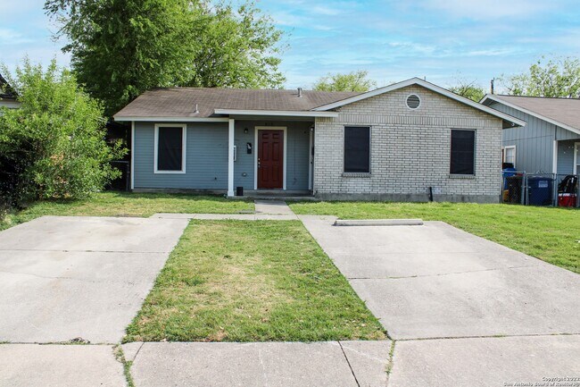 812 W Olmos Dr San Antonio, TX 78212 photo 2