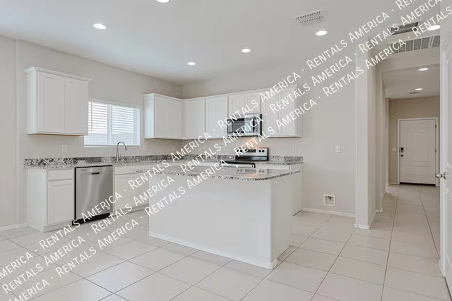 10338 W Wier Ave Tolleson, AZ 85353 photo 2