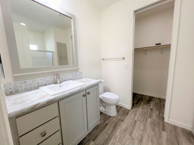 2206 S. Ellsworth Road photo 3