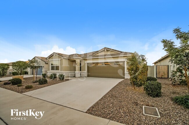 18443 West Artemisa Avenue, Surprise, AZ 85387 photo 4