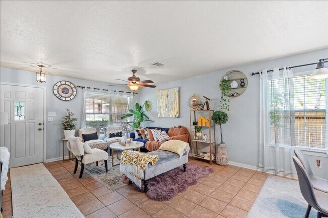 232 Springtree Trail Cibolo, TX 78108 photo 4