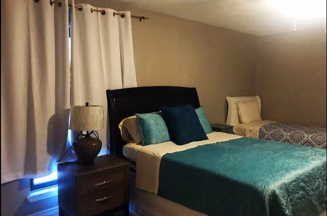 711 North Hyannis Port Street, Crosby, TX 77532 photo 4