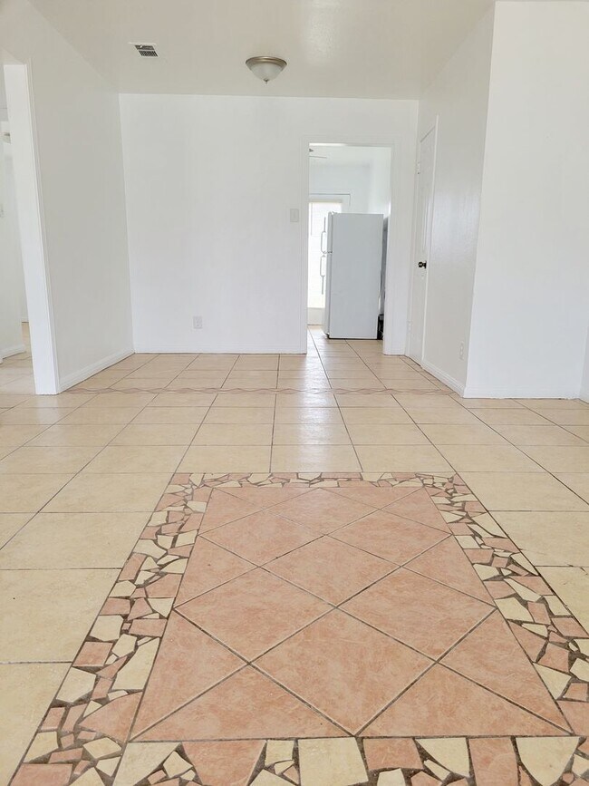 1709-1711 Alamo Ave Killeen, TX 76541 photo 2