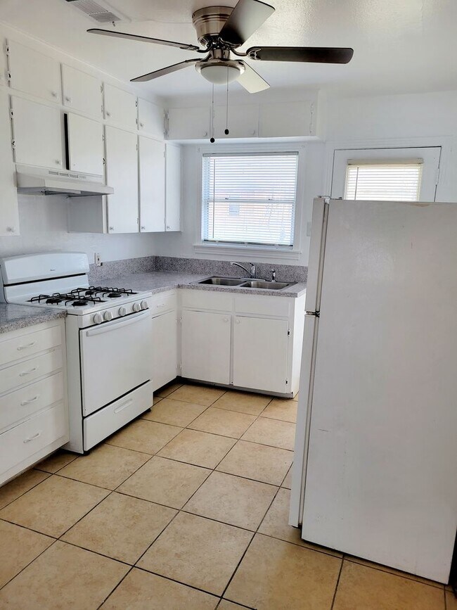 1709-1711 Alamo Ave Killeen, TX 76541 photo 4