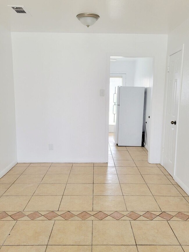 1709-1711 Alamo Ave Killeen, TX 76541 photo 3