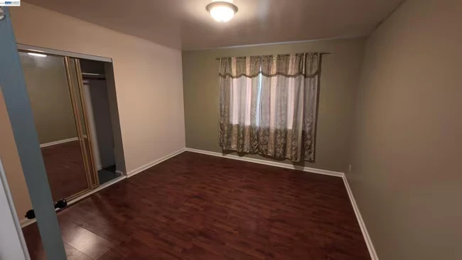 1418 15th Ave Oakland, CA 94606 photo 5