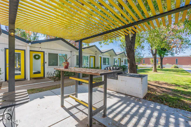 2309 S College Ave Tempe, AZ 85282 photo 3