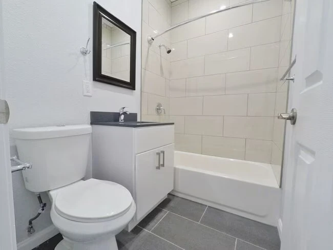 610 22nd St Oakland, CA 94612 photo 4