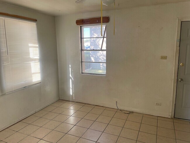 103 W Dove Ln Harker Heights, TX 76548 photo 3