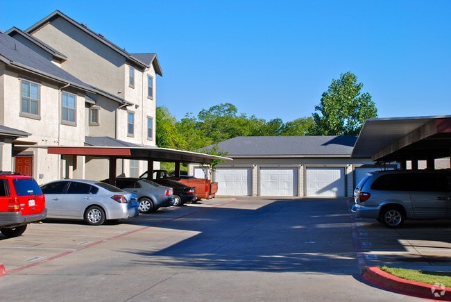 Reese Court Villas photo 3