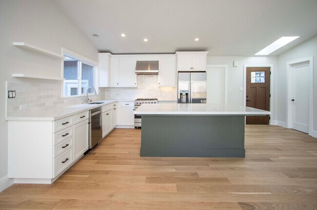 Single Level Home All Remodeled photo 5