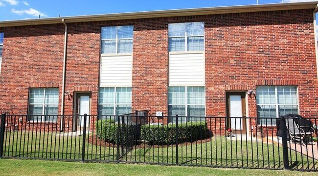 253 Club Cir Dr Coppell, TX 75019 photo 5