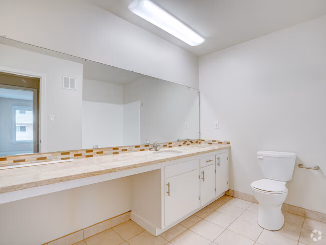 Warburton Village Apartment photo 3