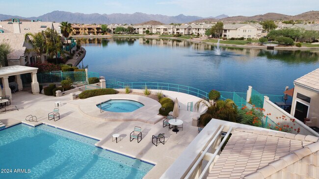 1136 E Hiddenview Dr Phoenix, AZ 85048 photo 5