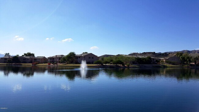 1136 E Hiddenview Dr Phoenix, AZ 85048 photo 2