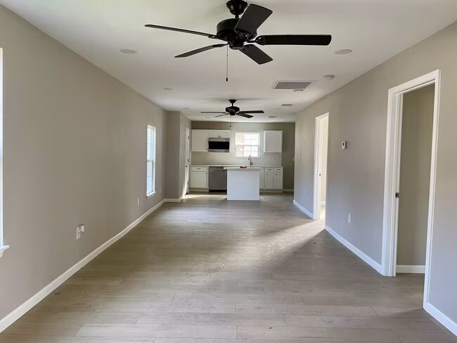 503 Hill St Copperas Cove, TX 76522 photo 4