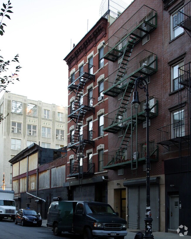 56 Ludlow St New York, NY 10002 photo 4