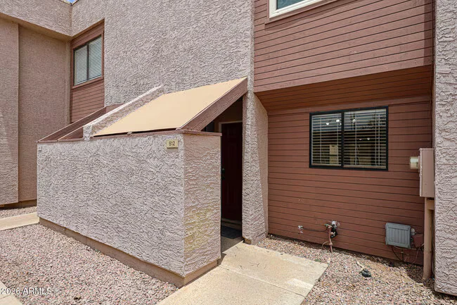 812 W 14th St Tempe, AZ 85281 photo 4