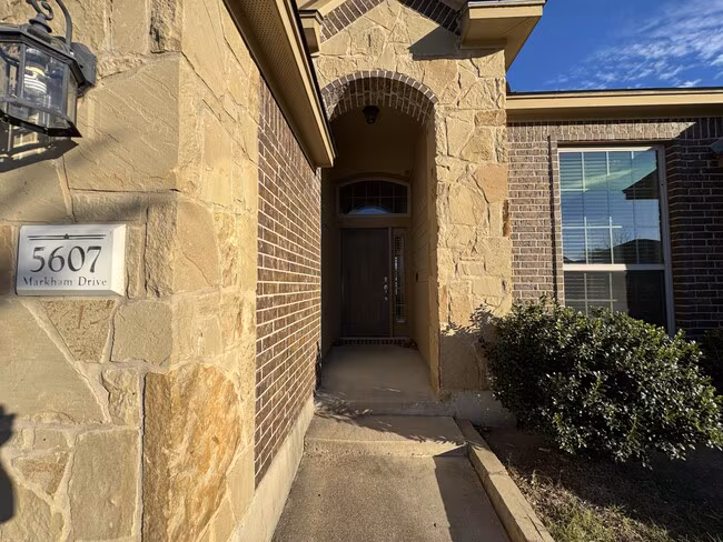 5607 Markham Dr Temple, TX 76502 photo 2