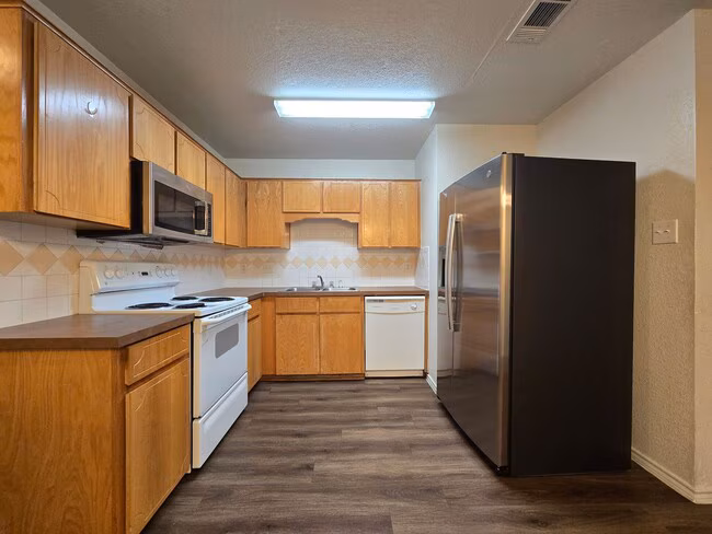 2805 Kerrville Ct Killeen, TX 76549 photo 3