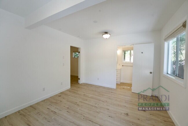 137 Maestro Rd Novato, CA 94947 photo 4