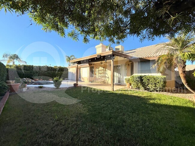 4521 East Street John Road, Phoenix, AZ 85032 photo 2