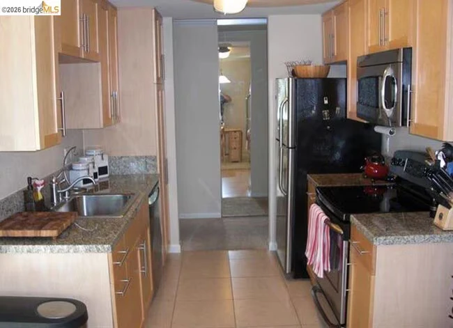 361 Masters Ct Walnut Creek, CA 94598 photo 4