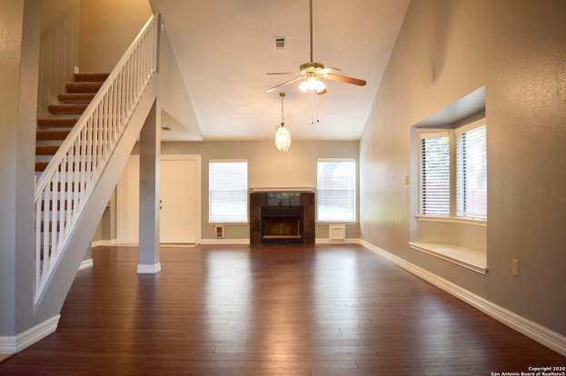 6915 Raintree Forest San Antonio, TX 78233 photo 2
