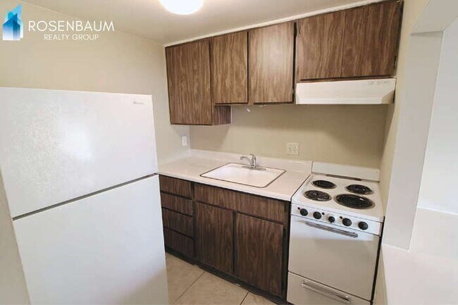 9230 N 6th St Phoenix, AZ 85020 photo 5