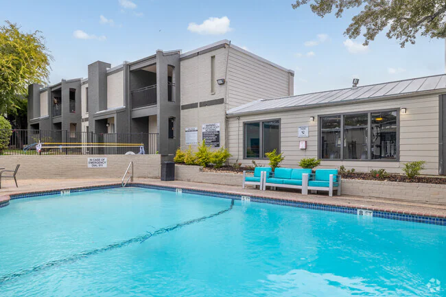 The Riley Apartments photo 2