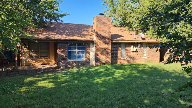 1702 Edgefield St Killeen, TX 76549 photo 3