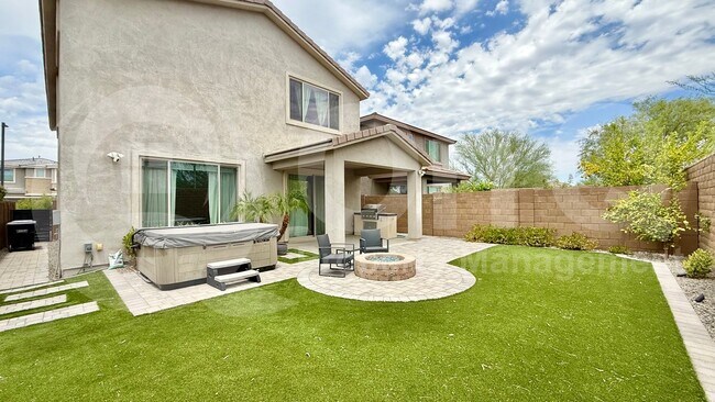 3557 E Tina Dr Phoenix, AZ 85050 photo 5