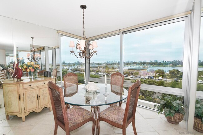 1770 Avenida Del Mundo Coronado, CA 92118 photo 5