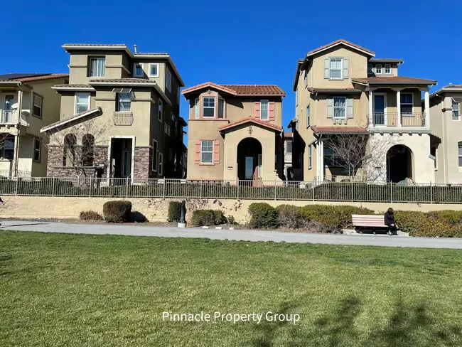 500 Brisa Suave Common Milpitas, CA 95035 photo 2
