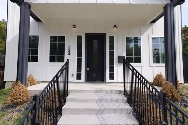 324 North Patton Avenue, Dallas, TX 75203 photo 2