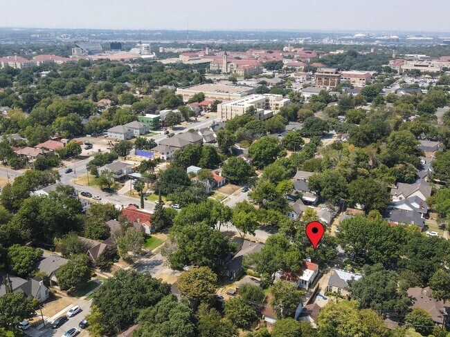 2917 Benbrook Boulevard, Fort Worth, TX 76109 photo 3
