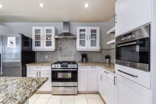 2404 Thornton Rd. photo 2