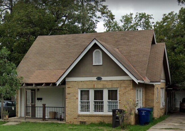 1439 Schley Ave San Antonio, TX 78210 photo 5