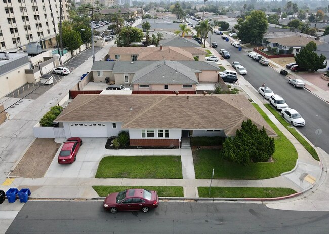5071 55th St San Diego, CA 92115 photo 4